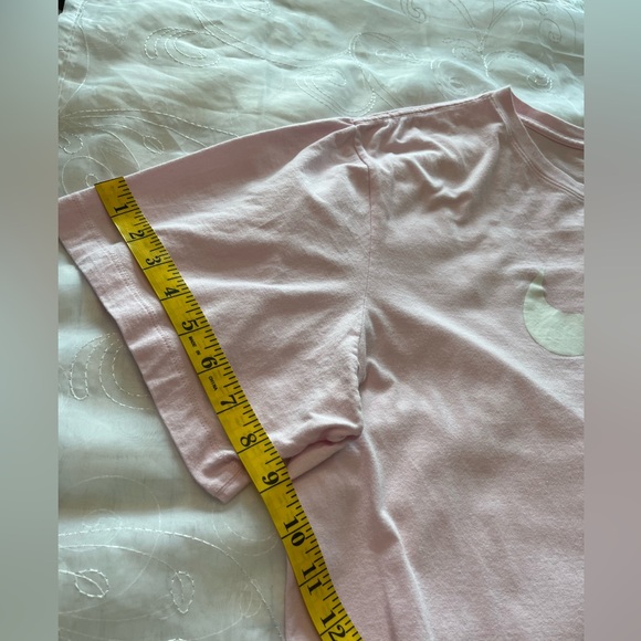 Nike Woman’s Short Sleeve Pink Tee - Picture 10 of 10